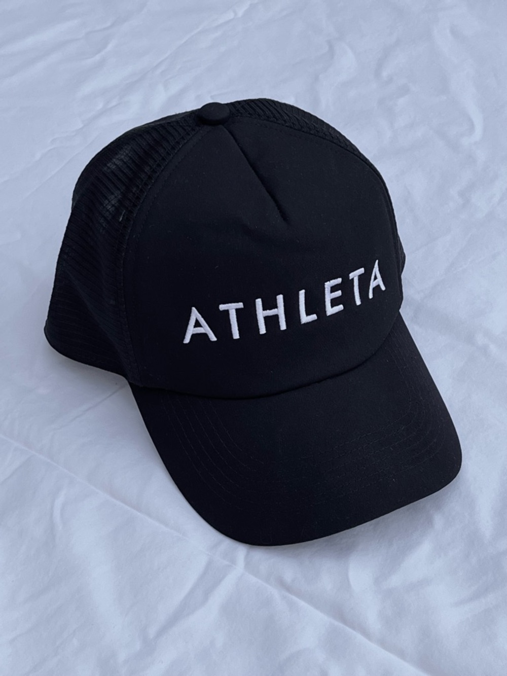 🎉HP🎉 Athleta Black Lightweight Trucker Cap NWOT